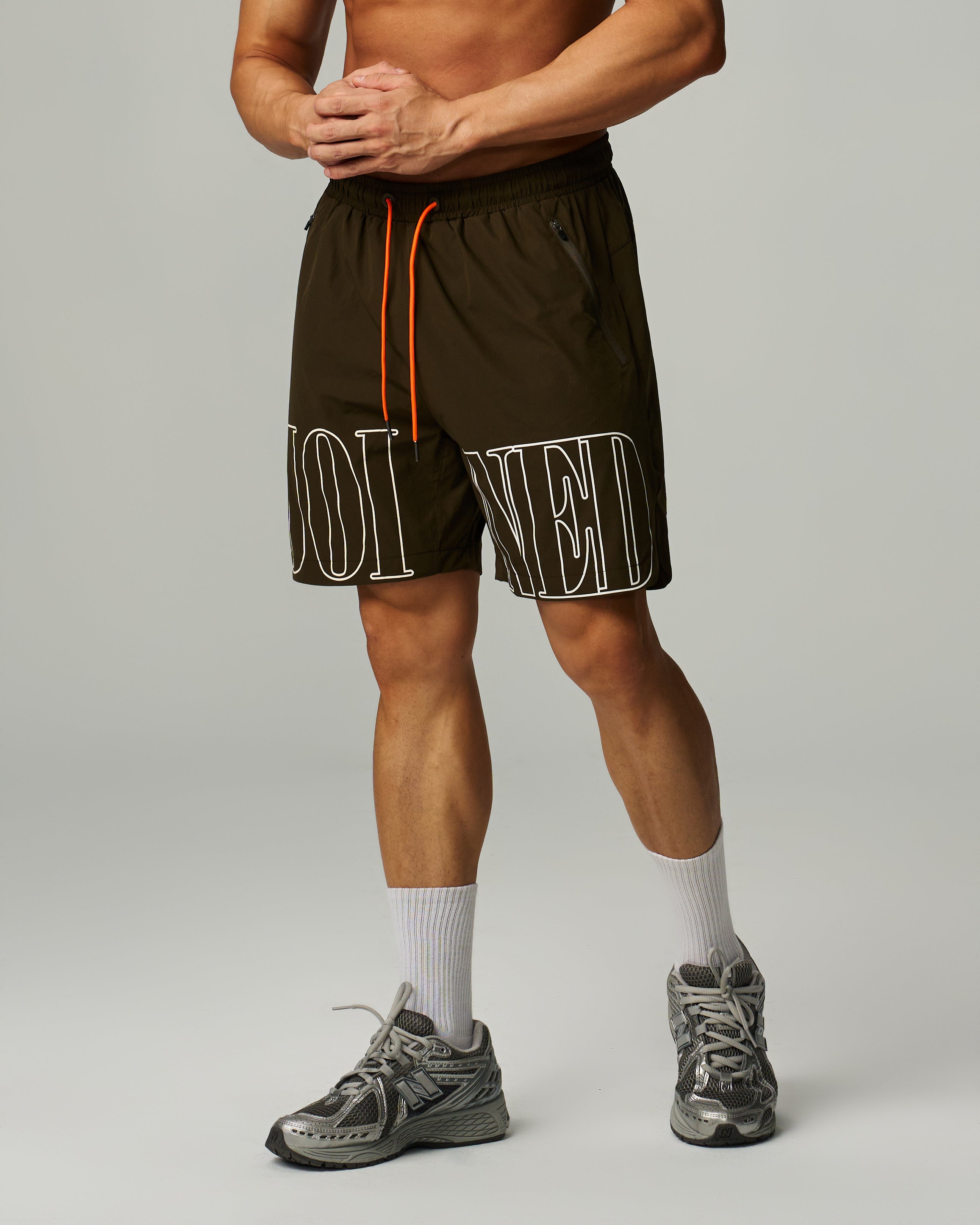 color_Dark Brown