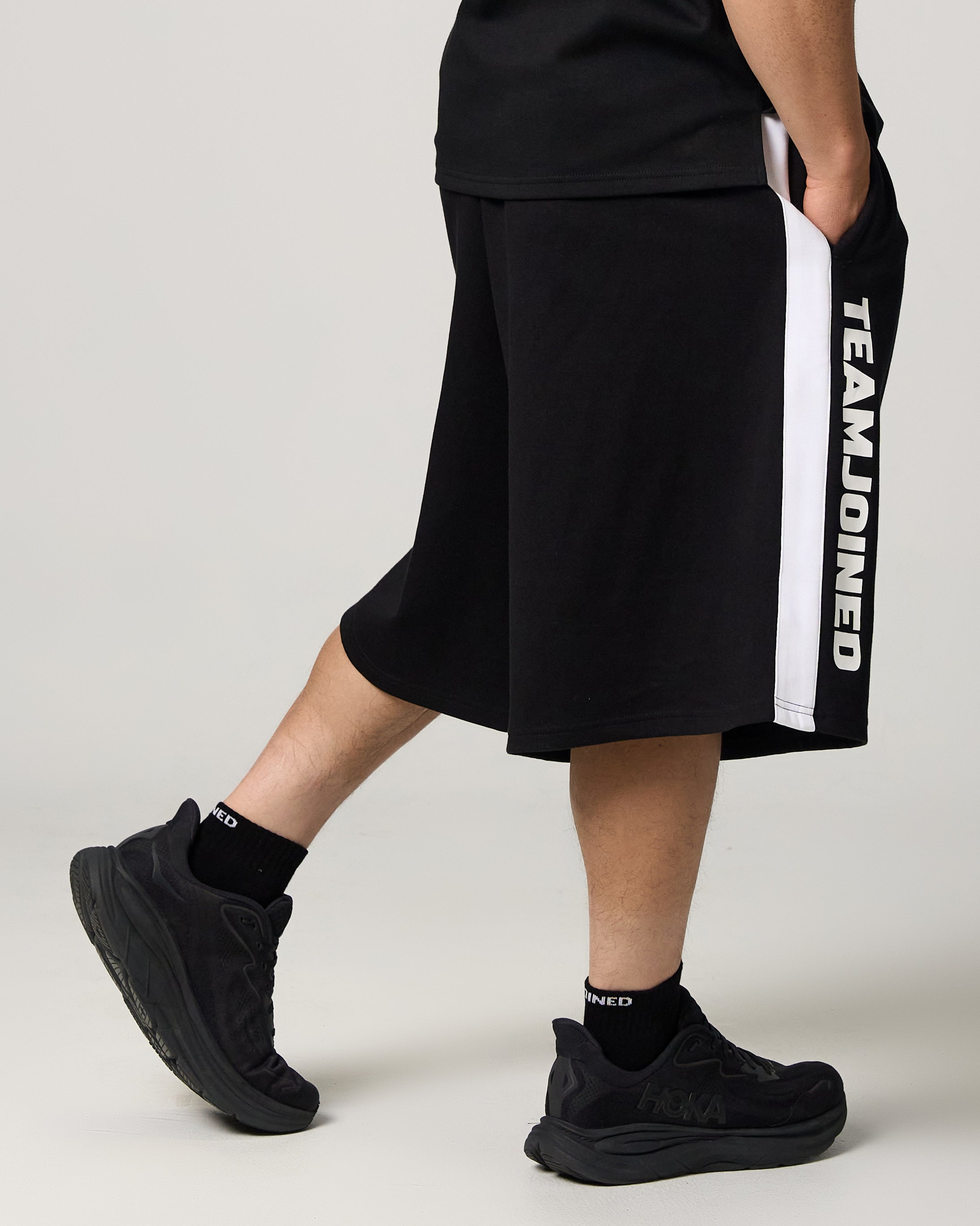 color_Black