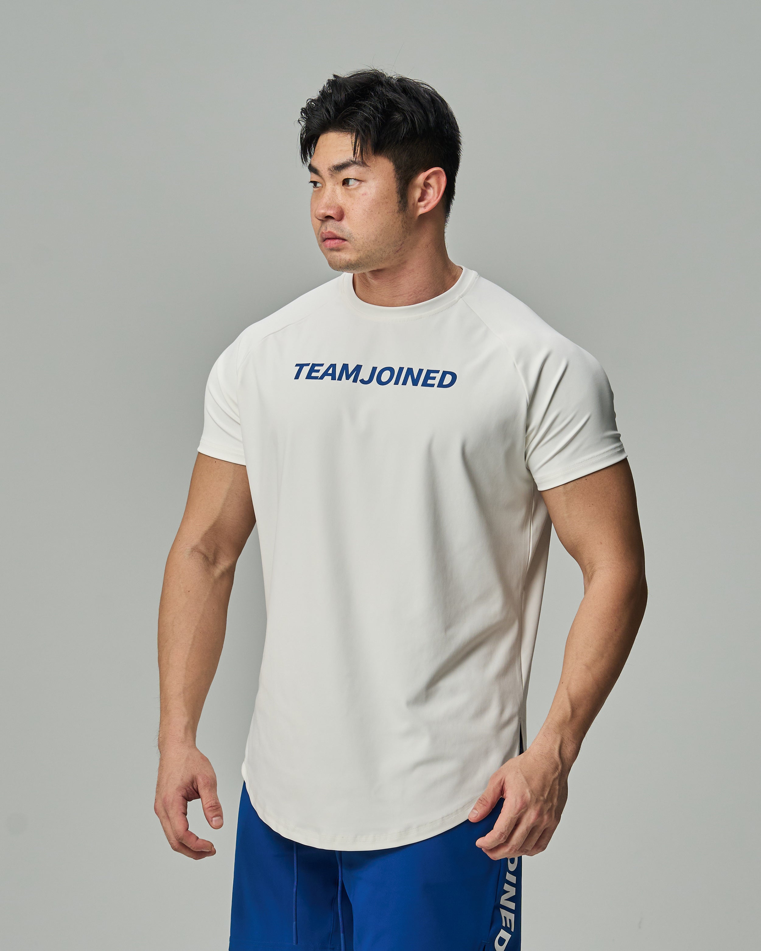 color_Blue / White