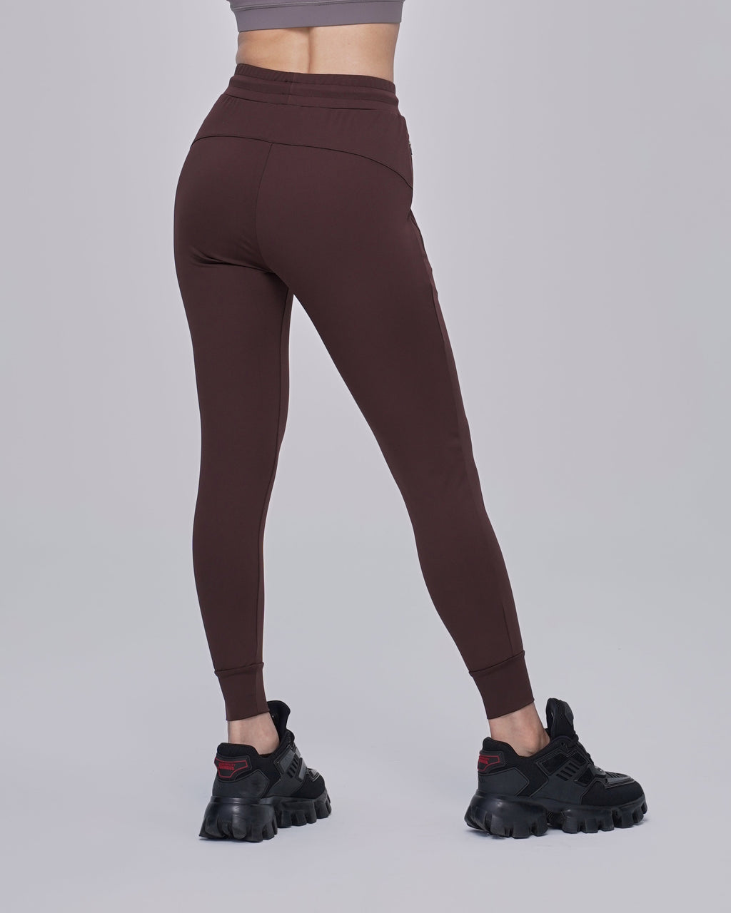color_brown