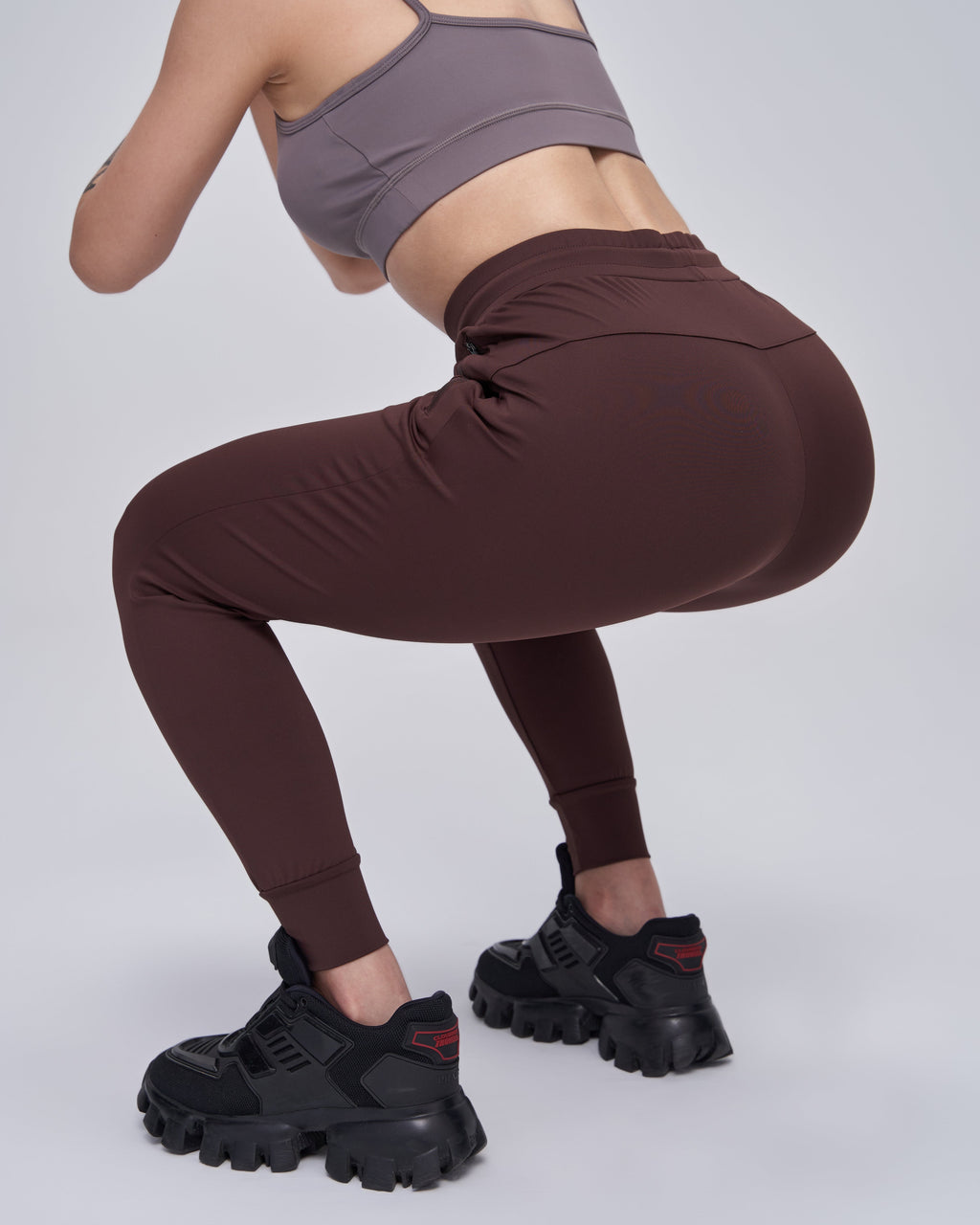color_brown