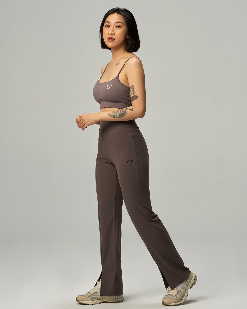 color_Gray Brown